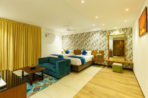 Royal Ace Boutique Hotel