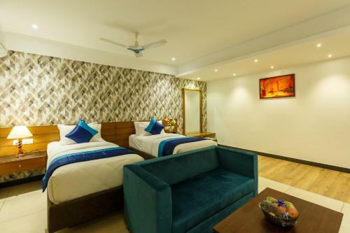 Royal Ace Boutique Hotel