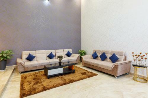 Royal Ace Boutique Hotel