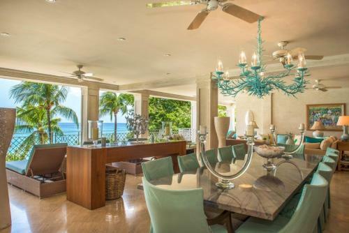 4 Bed Beachfront Villa