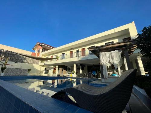 Ezekiel's Private Hot Spring Resort