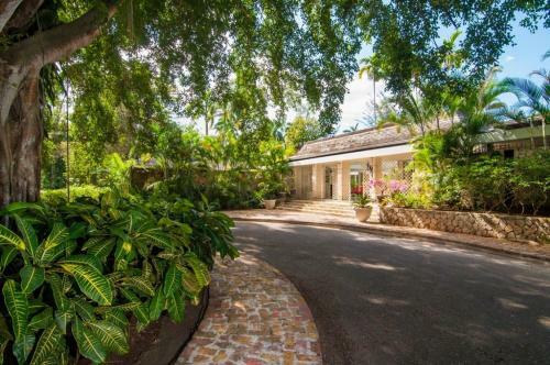Four Bed Beach Side Villa
