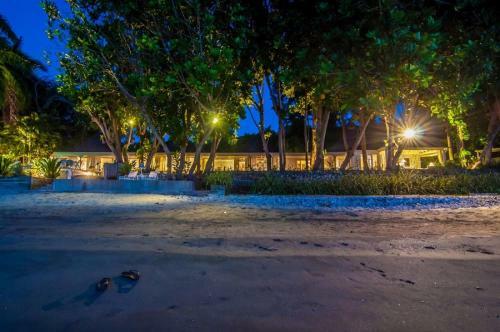 4 Bed Beachfront Villa
