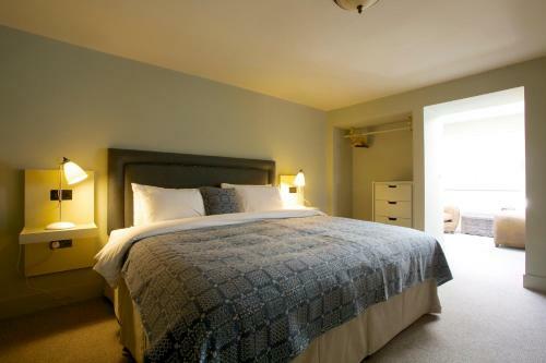 Bed & Breakfast The Plume Of Feathers