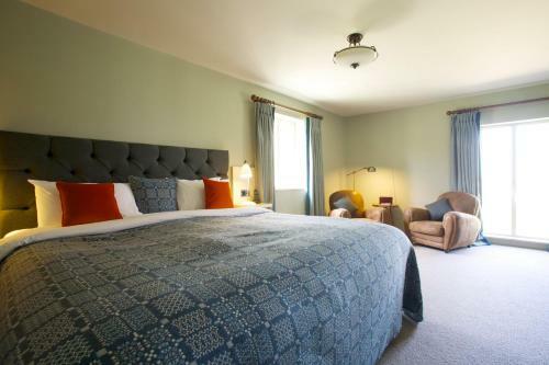 Bed & Breakfast The Plume Of Feathers
