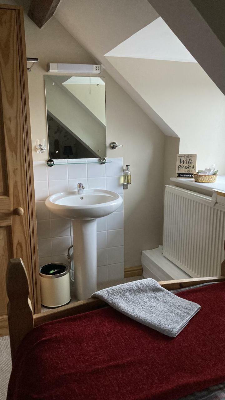 Bed & Breakfast Llwyn Onn Guest House, North Wales