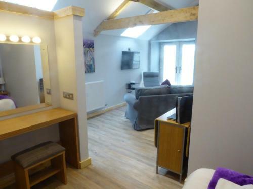 Auchendennan Luxury Self Catering Cottages