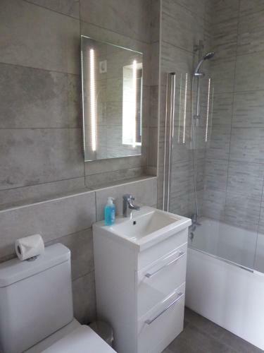 Auchendennan Luxury Self Catering Cottages
