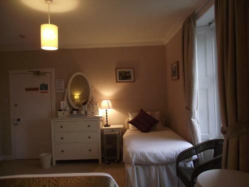 Broomfield House Bed And Breakfast
