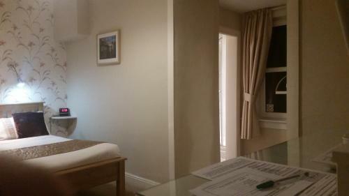 Broomfield House Bed And Breakfast
