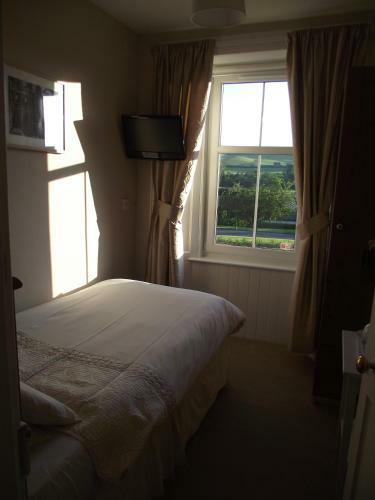 Broomfield House Bed And Breakfast