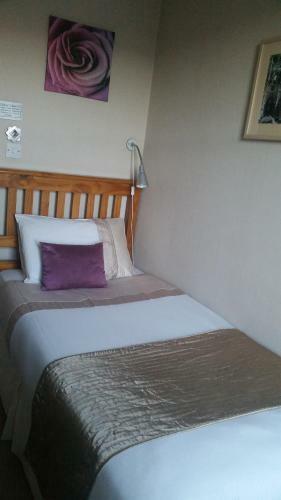 Broomfield House Bed And Breakfast