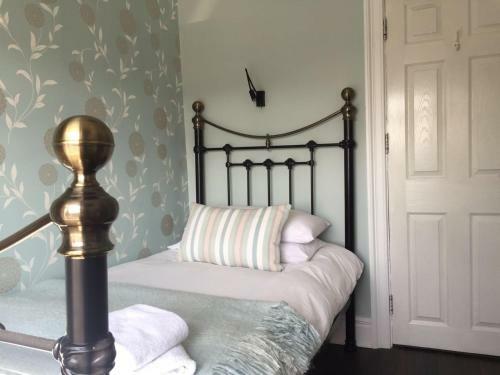 Hostal Abingdon Guest House