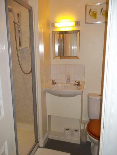 Hostal Abingdon Guest House