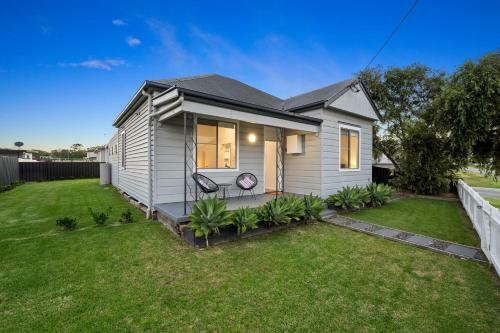 Beautiful, Comfy Freshly Renovated Cottage.