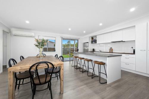 Beautiful, Comfy Freshly Renovated Cottage.