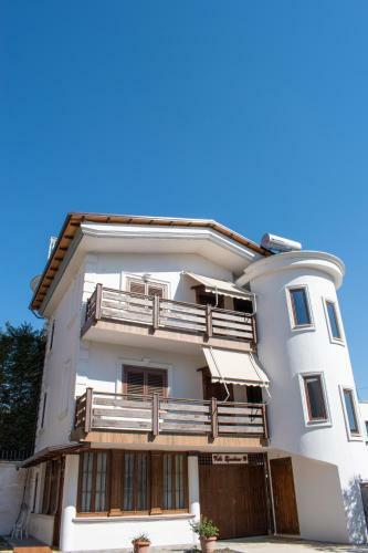 Hostal Vila Epidami 99