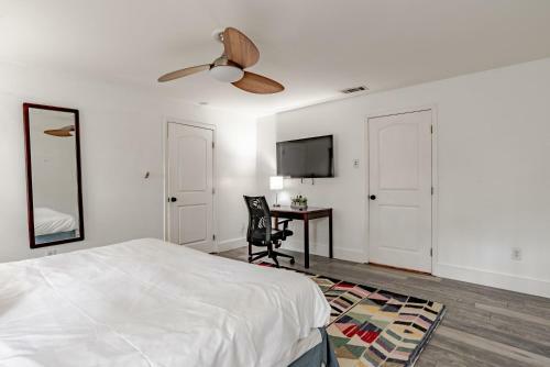 Sunny Midtown Cottage- Midtown Mobile