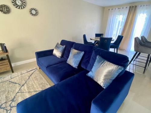 Paradise Heaven Is A Cheerful 2 Bedroom Townhouse