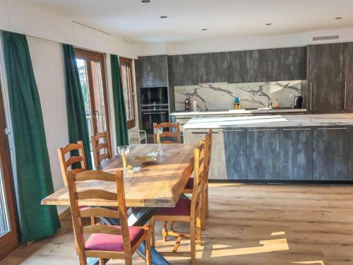 Apartment Praplan 21-22
