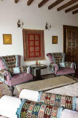 Villa Yerkir Eco House