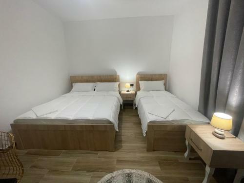 Bed & Breakfast Four Generation Hotel