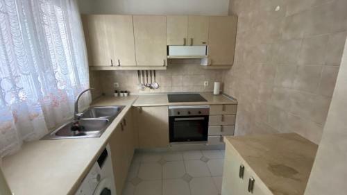 Apartment With Sea View In Marbella
