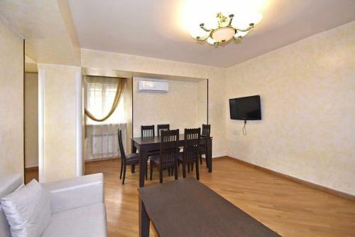 Amiryan15/7 Excellent Apartment In The Center