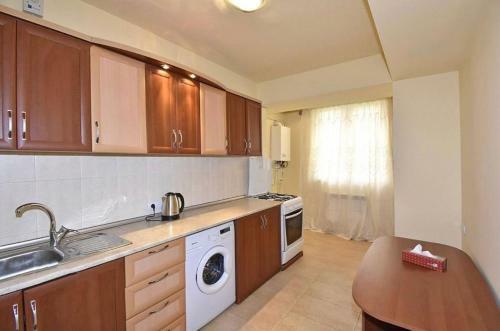 Amiryan15/7 Excellent Apartment In The Center