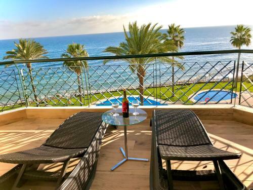Mi Capricho B17 Beachfront Apartment