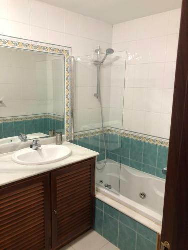 Lovely Sea Views Apartment On La Costa Del Sol