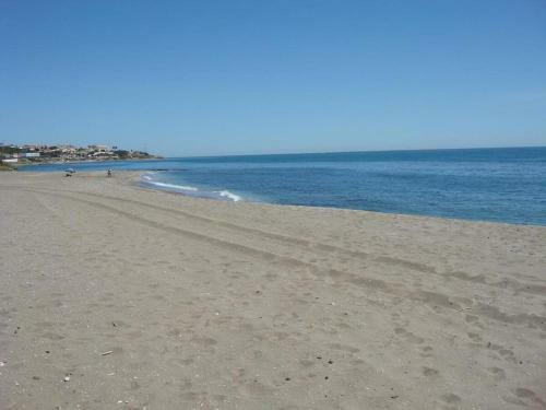 Apartamento Mi Capricho, Beachfront, Grownfloor, Private Garden & Terrace