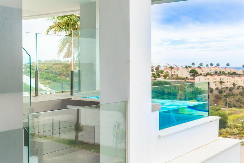 Hotel Wyndham Grand Costa Del Sol