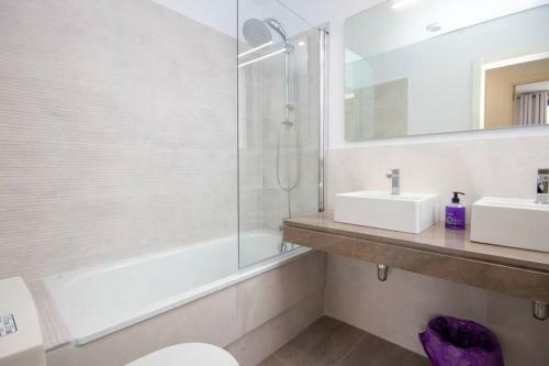 3 Bed Apartment Front Line La Noria Golf