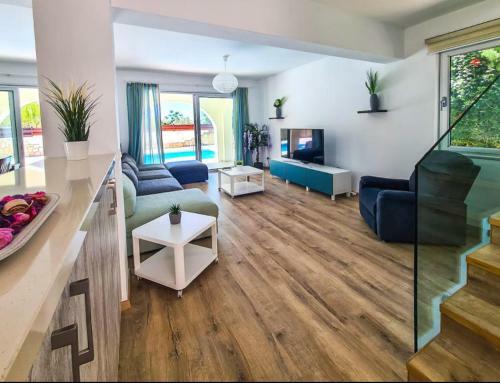 ????? Lighthouse Villa - Central - Close To Beach