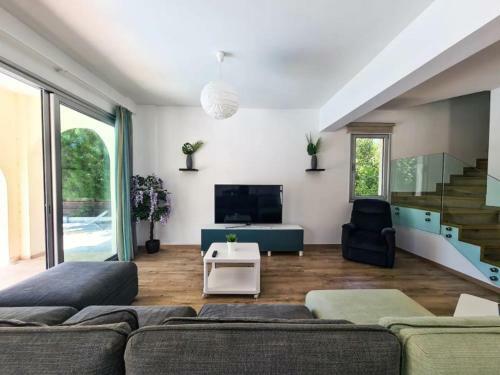 ????? Lighthouse Villa - Central - Close To Beach