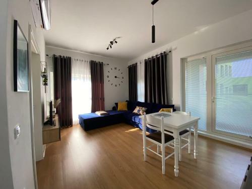 Apartamento Cozy Apt In Mangalem21 Wifi/ac/netflix