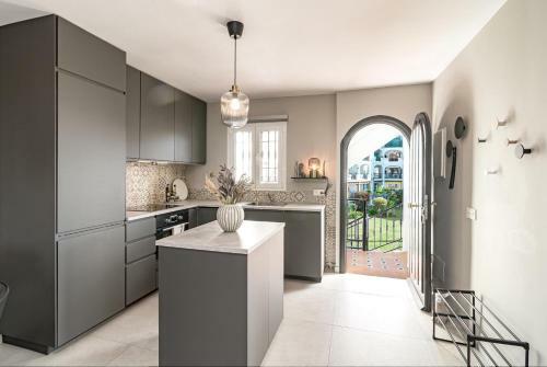 Rdm33-2 Bed Apartment Close To Beach