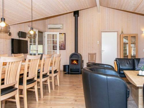 Holiday Home Ebeltoft Clviii