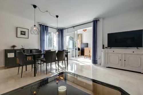 Apartamento 056 Luxurious Golf Paradise With Outdoor Dining & Bbq