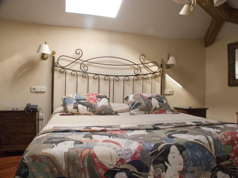 Hotel La Posada Del Ti�tar