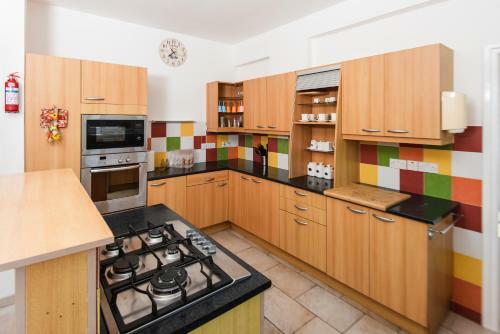 Stunning Family Villa Walking Distance From The Beach!