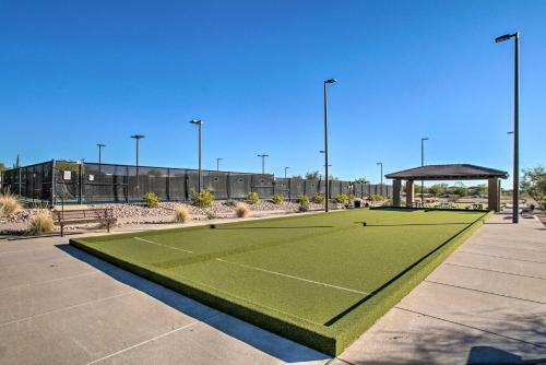 Idyllic Mesa Home With Pool And Outdoor Kitchen!