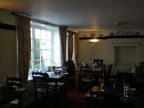 Posada The Black Bull Inn And Hotel