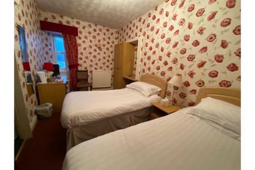 Hostal Lamphey Hall Hotel