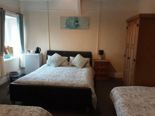 Hostal Connaught Guest House