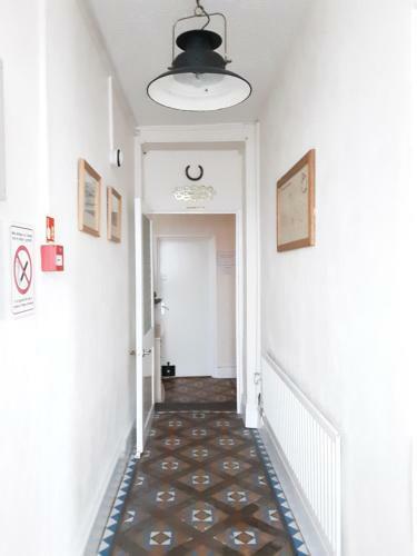 Hostal Connaught Guest House