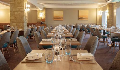 Oxford Witney Four Pillars Hotel