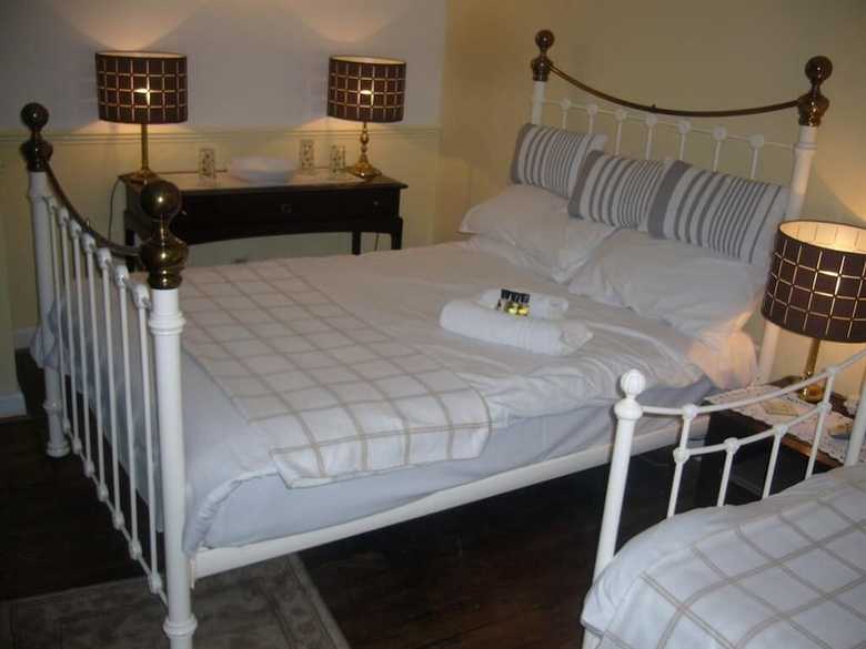 The George Hotel