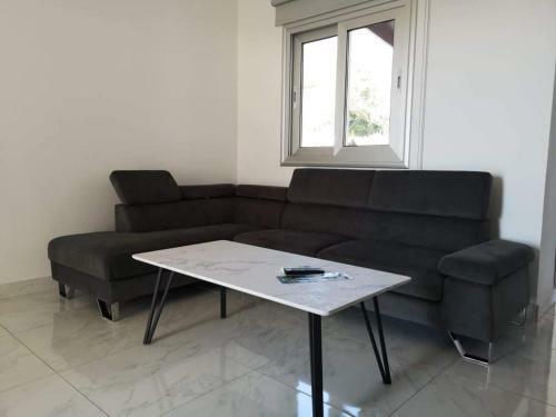 X.d Paisiou Villa
